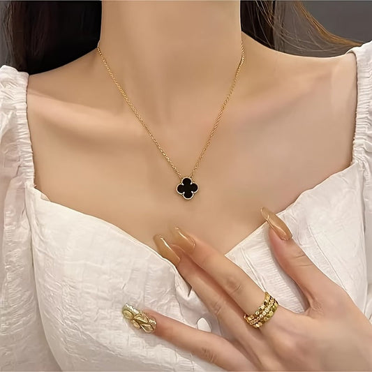 Clover Minimalist Necklace