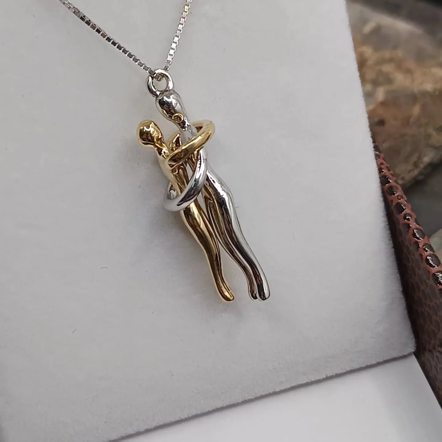 Hugging Couple Necklace