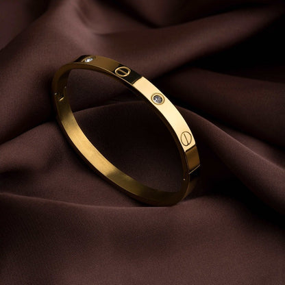 Luxury Style Cuff Bracelet